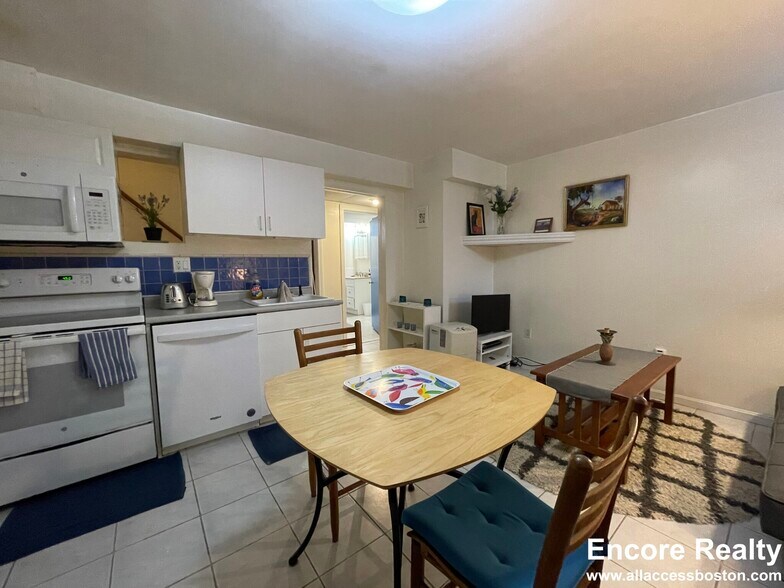 Primary Photo - 56 Hobson St