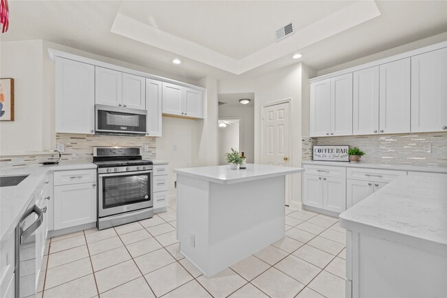 Building Photo - 16314 Cobble Springs Ct