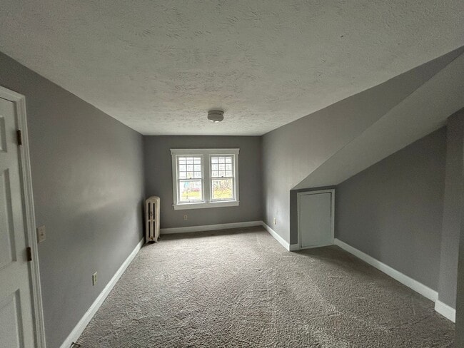 Building Photo - 3024 West Blvd