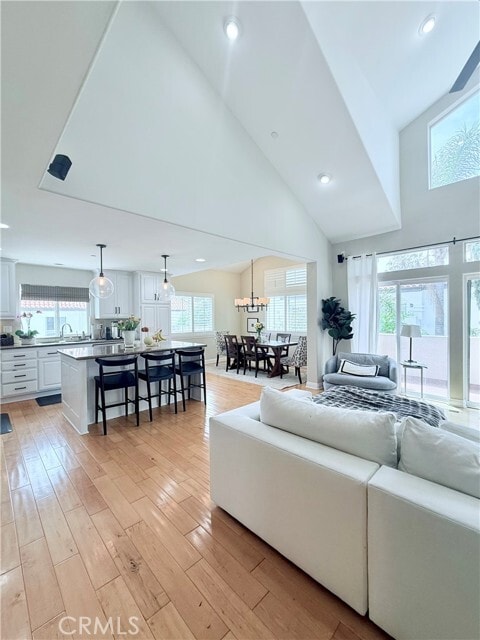 Building Photo - 307 N Broadway