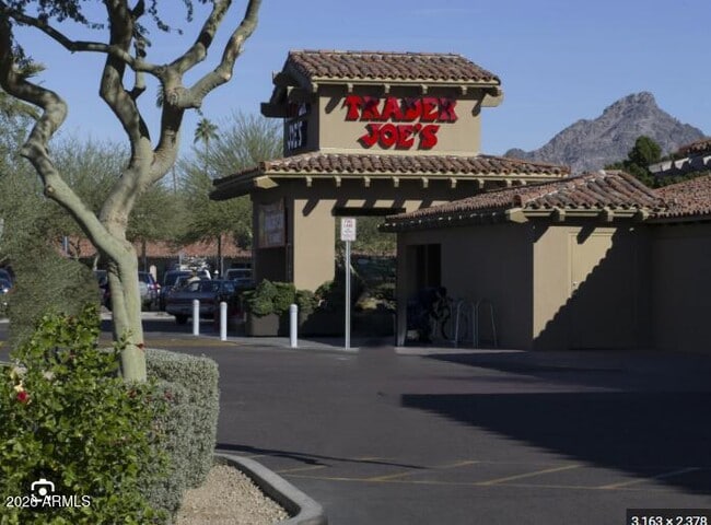 Building Photo - 4139 N 27th St