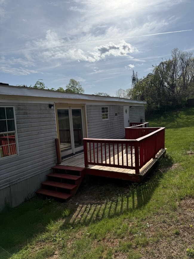Building Photo - 110 Robin Meadow Ln