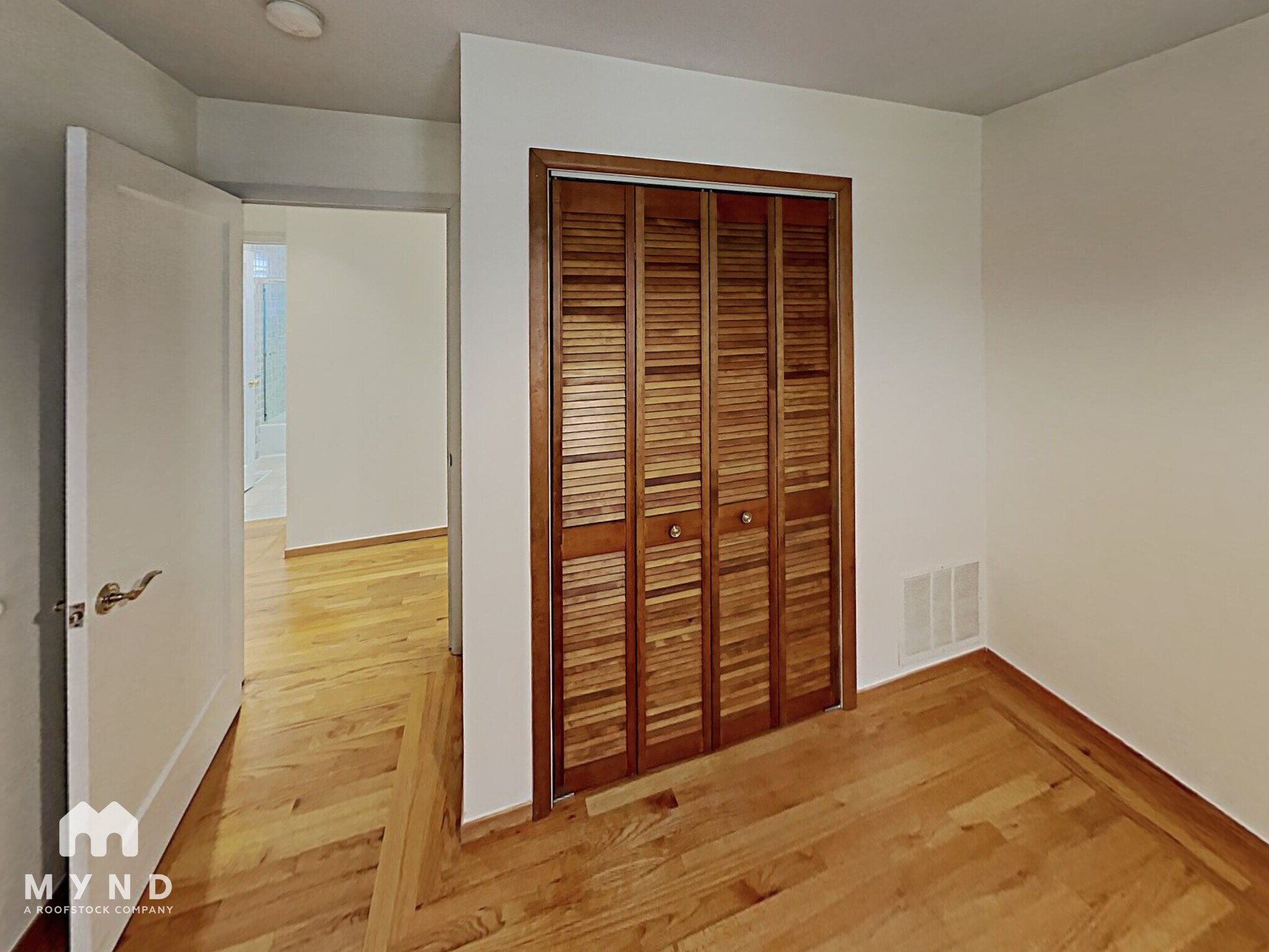 Building Photo - 10924 Barranca Dr