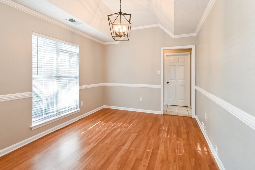 Building Photo - 1733 Timber Creek Dr