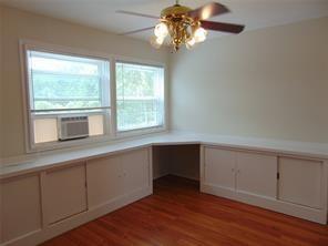 Building Photo - 1003 Mdw Vw Cir