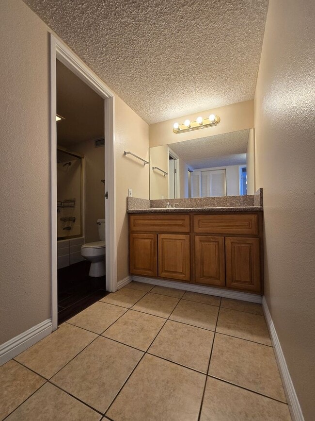 Building Photo - 2 Bedroom Condo at the Wimbledon Tennis Club Community