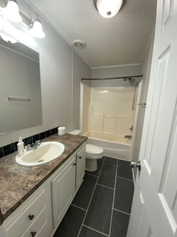 Building Photo - 386 Marler Rd