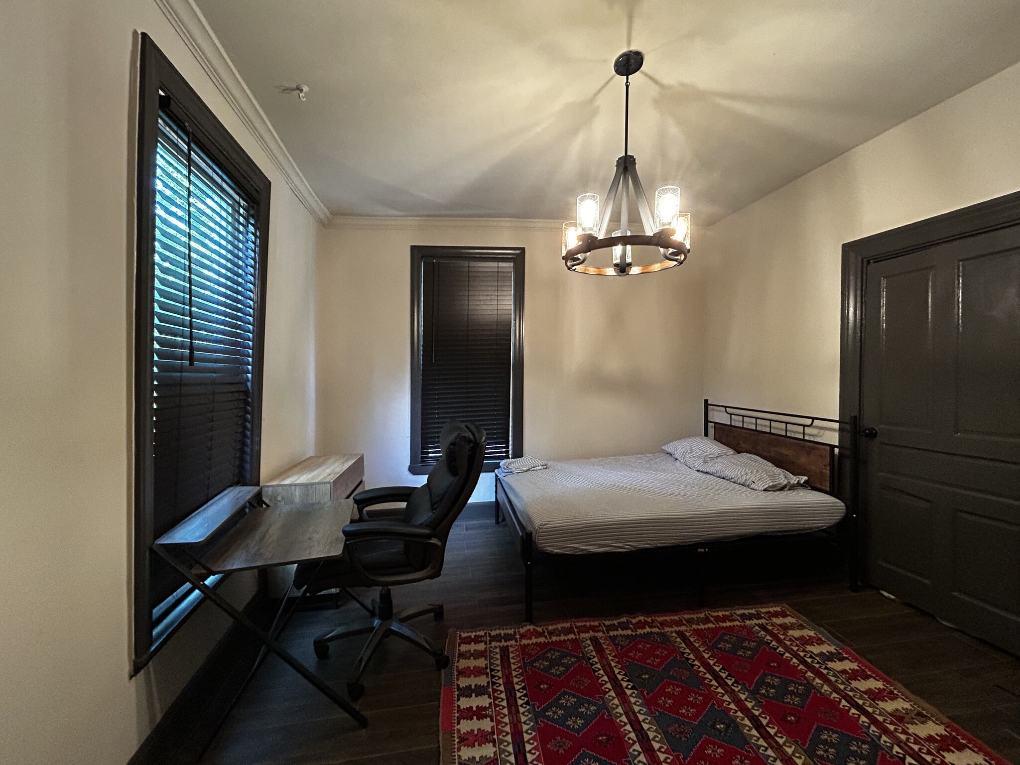 your room - 2203 Kemper Ln