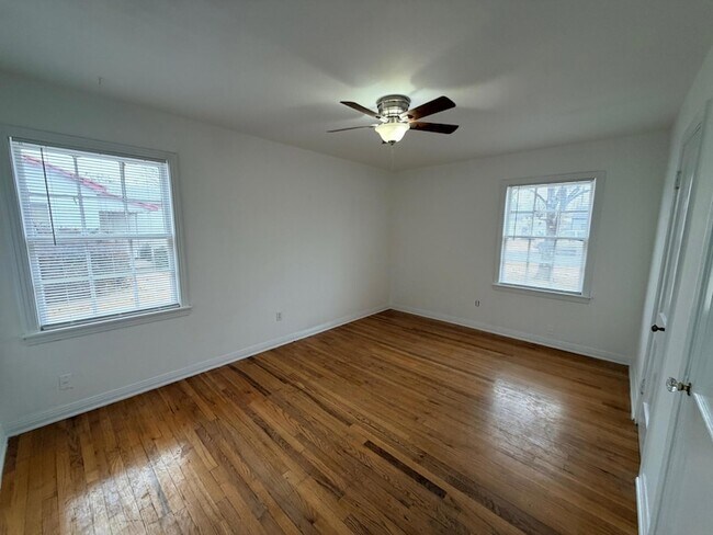 Building Photo - 2510 36th St