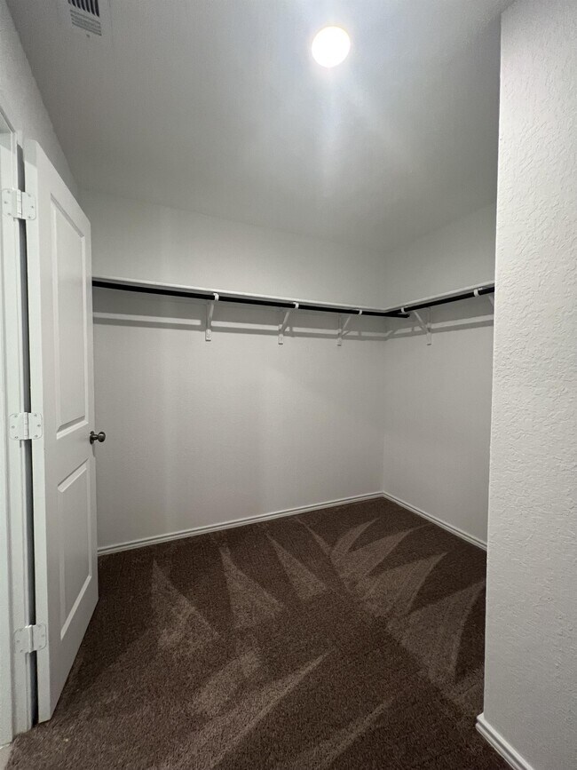 Building Photo - 14823 Brandy Bnd