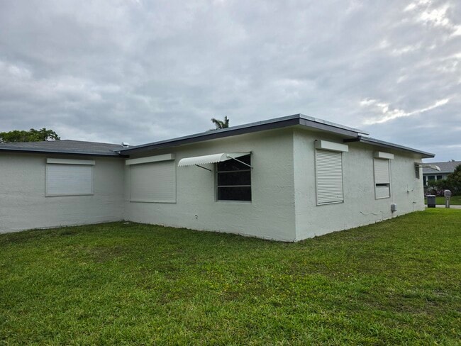 Building Photo - 14243 El Clavel Way