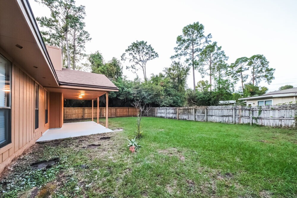 Building Photo - 5551 Edenfield Rd