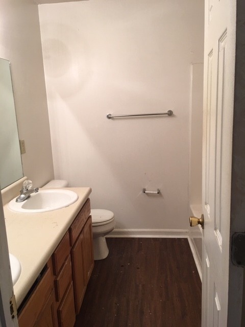 Building Photo - Knoxville 37920 - Coming Soon! Available t...