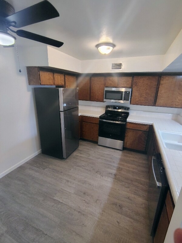 Building Photo - 4140 Teal St