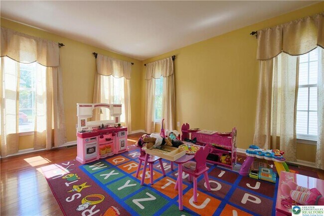 Building Photo - 4624 Concord Cir