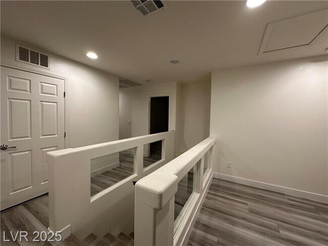 Building Photo - 7030 Ghost Hill St