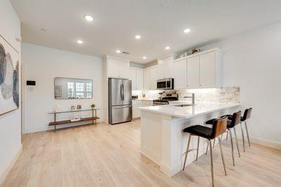 Building Photo - 524 4th St