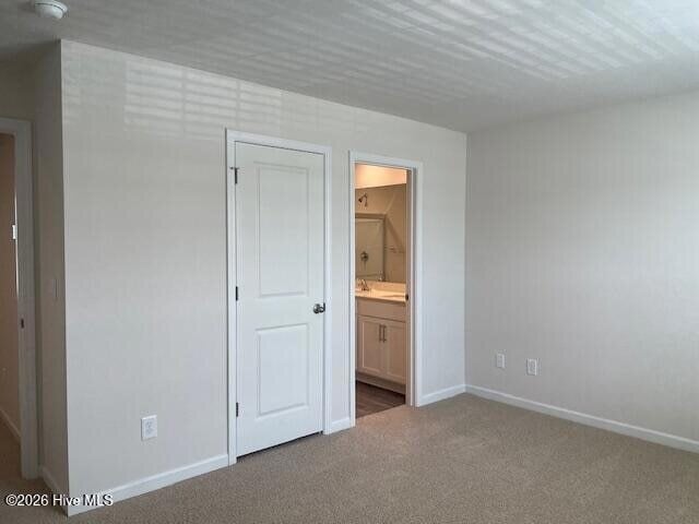 Building Photo - 4121 Laurel Rdg Dr