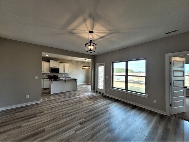 Building Photo - 161 Lena Ln