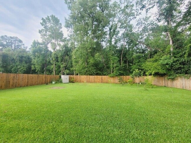 Building Photo - 2136 Little River Ln