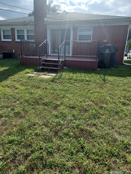 Building Photo - 2285 Stieber St