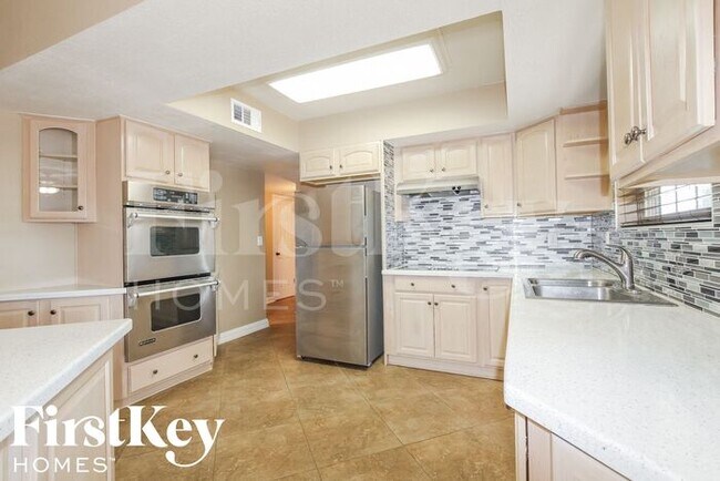 Building Photo - 3501 West Ironwood Drive