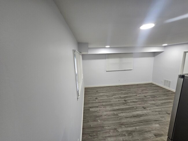 Building Photo - 2519 Waverly Pl