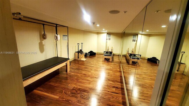 Building Photo - 50 Biscayne Blvd