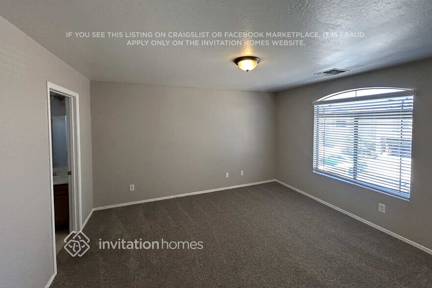 Building Photo - 3417 W Wayland Dr