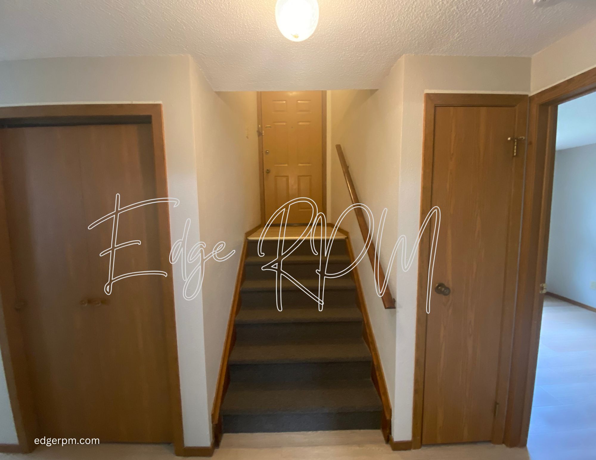 Building Photo - 306 Cedar Crest Dr