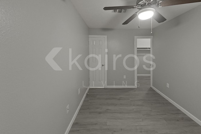 Building Photo - 10405 Barada St