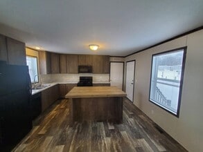 Building Photo - 8 Eagle Vista Ln