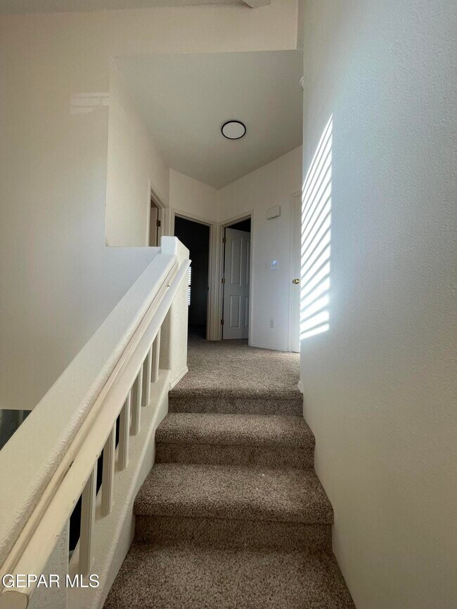 Building Photo - 206 Vic Clark Ct