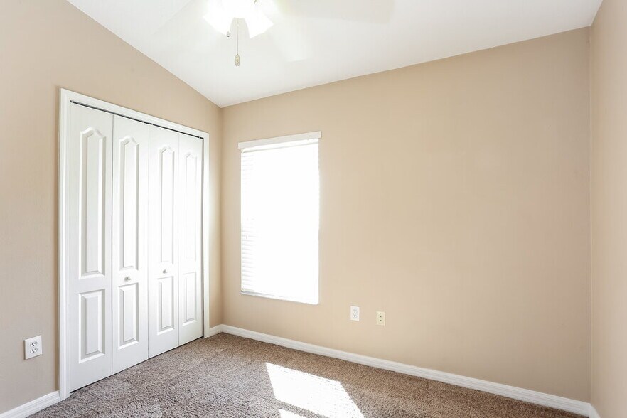 Building Photo - 7804 Maroon Peak Dr
