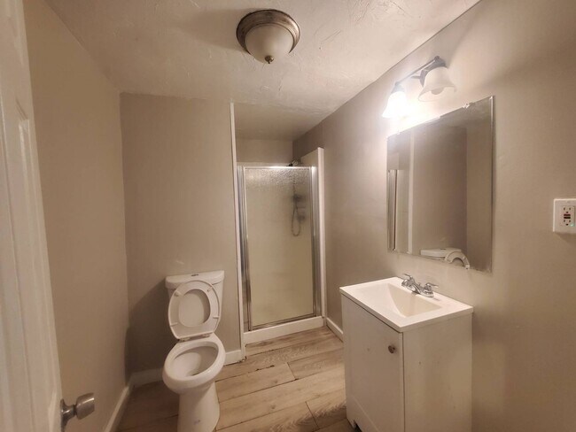 Building Photo - 3586 W 69th St