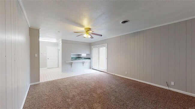 Building Photo - 3252 Cheltenham Dr