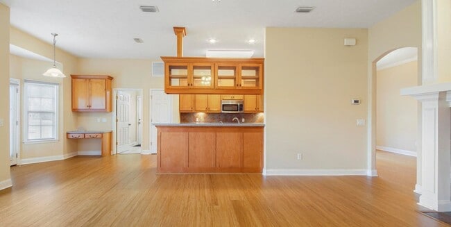 Building Photo - The Landings-Lynn Haven