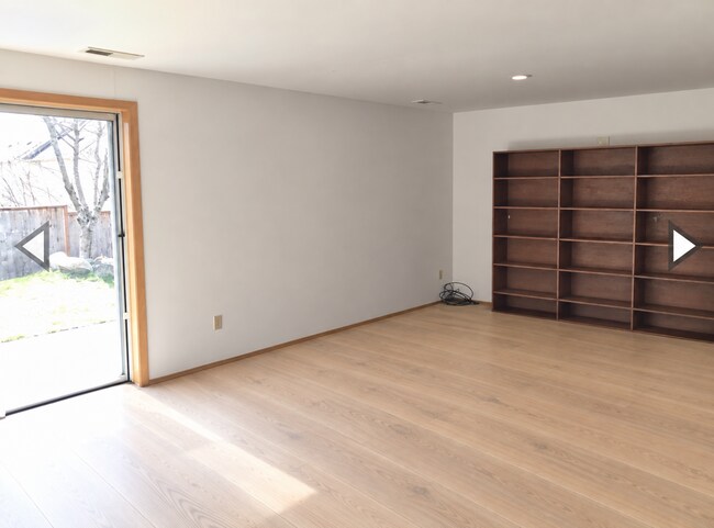 Building Photo - 22827 SE 282nd St