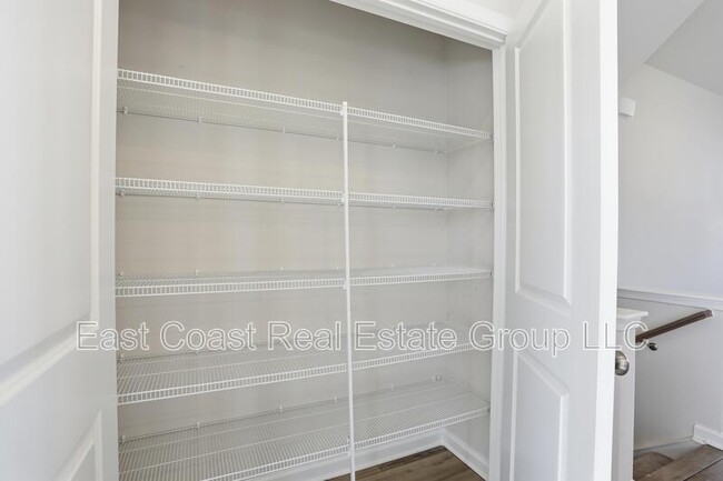 Building Photo - 239 Cooperage Rd