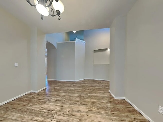 Building Photo - 201 163 St Ct E