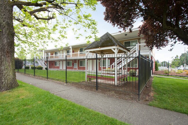 Building Photo - The Grove