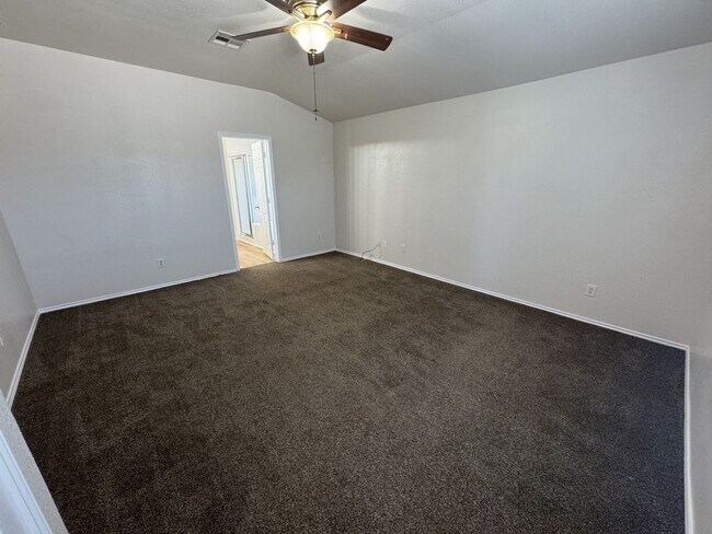 Building Photo - 5203 Causeway Ct