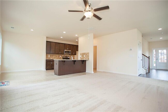 Building Photo - 4355 Almanor Cir