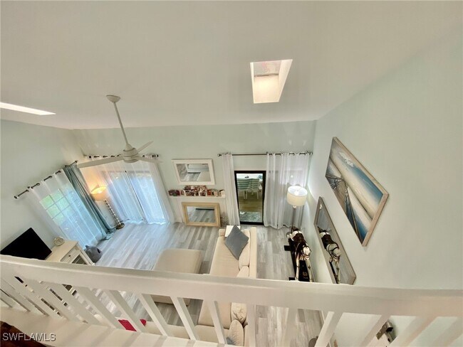 Building Photo - 871 Meadowland Dr