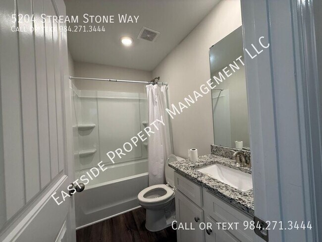 Building Photo - 5204 Stream Stone Way