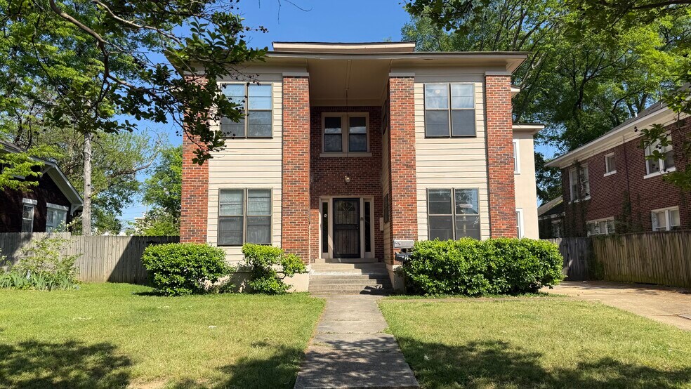 Building Photo - 88 N Willett St