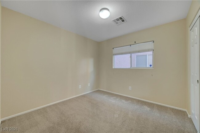 Building Photo - 5052 Whistling Acres Ave