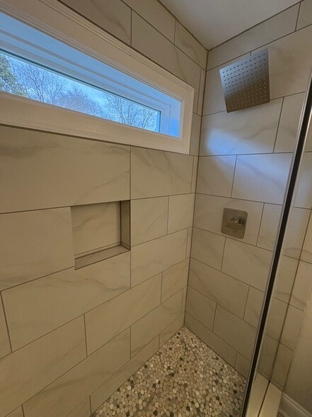 Building Photo - 3600 Moss Side Ave