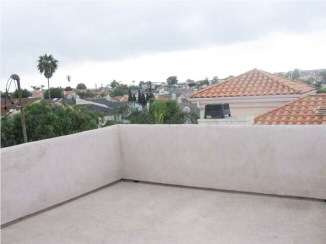 Private Roof Deck - 2116 Pullman Ln