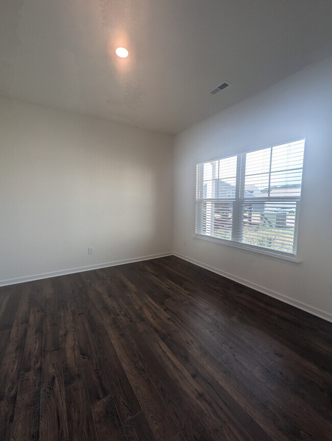 Building Photo - 7201 Jumping Jack Ln